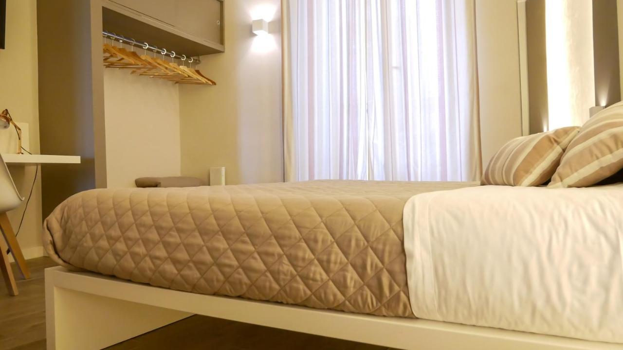 La Banchina Holiday Rooms Trani Exteriér fotografie
