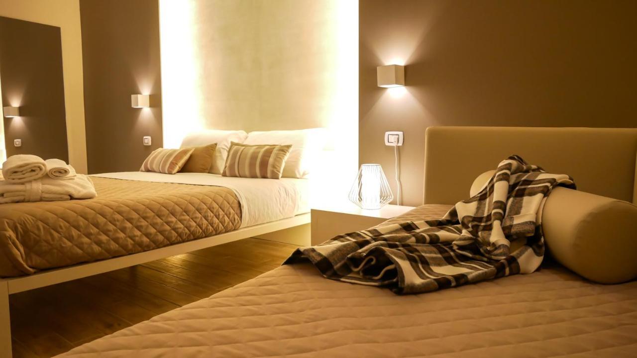 La Banchina Holiday Rooms Trani Exteriér fotografie