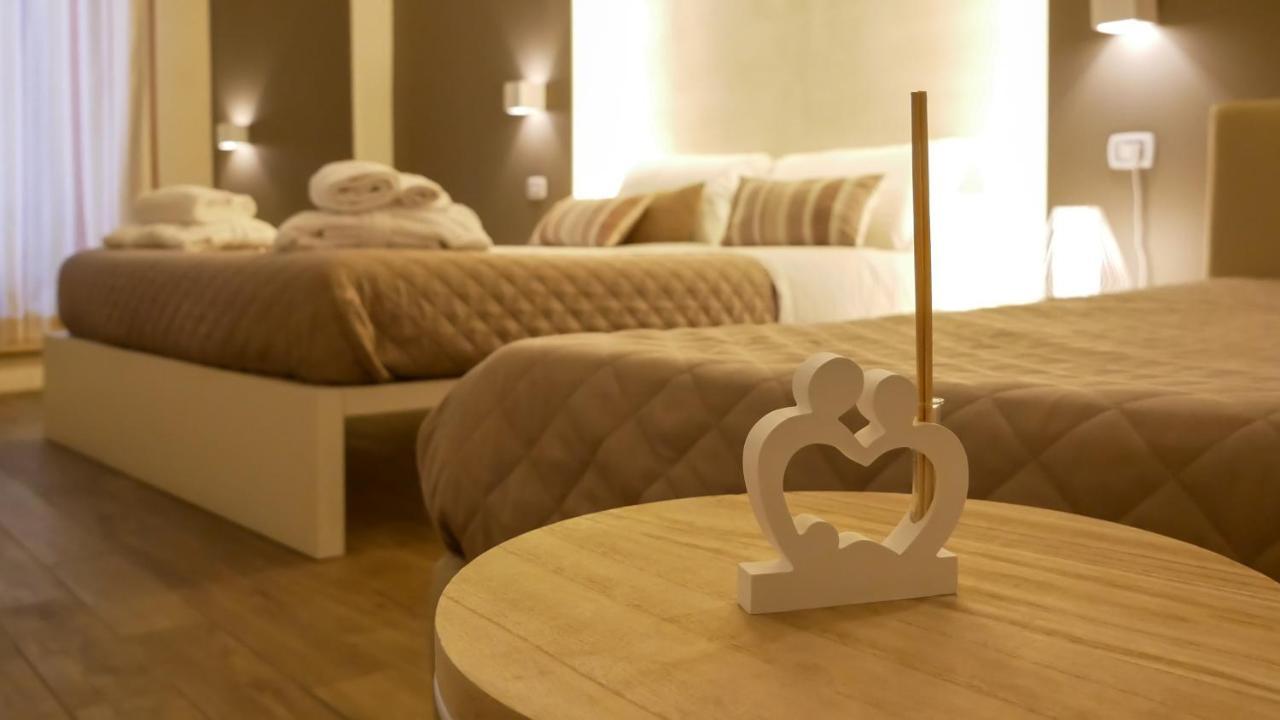 La Banchina Holiday Rooms Trani Exteriér fotografie