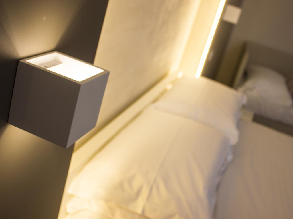 La Banchina Holiday Rooms Trani Exteriér fotografie