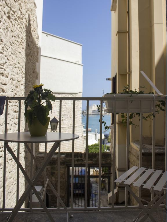 La Banchina Holiday Rooms Trani Exteriér fotografie