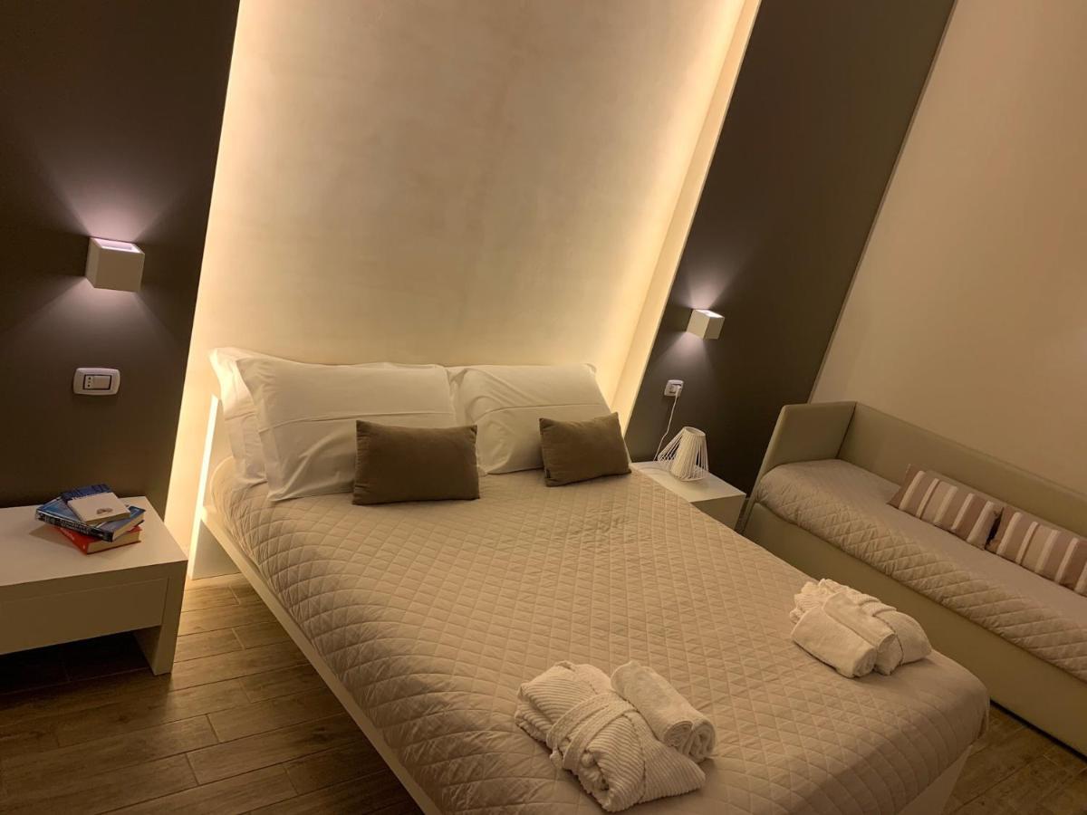 La Banchina Holiday Rooms Trani Exteriér fotografie